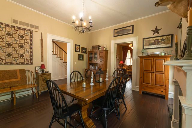 1001 RANDOLPH ST, Glasgow, MO 65254