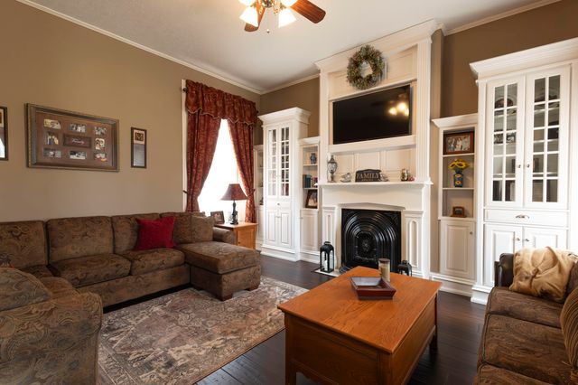 1001 RANDOLPH ST, Glasgow, MO 65254