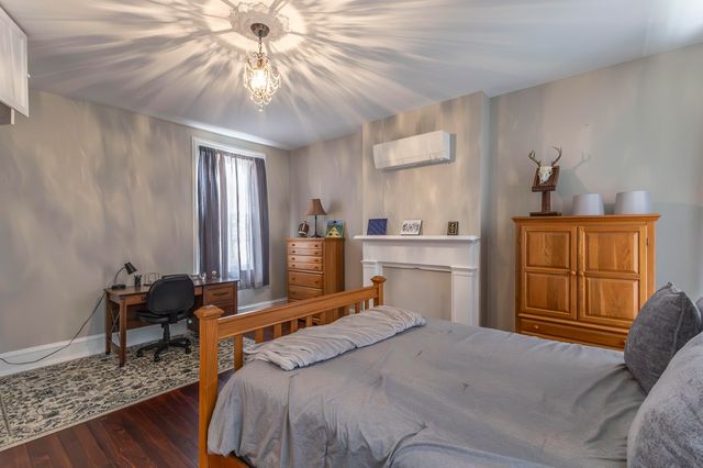 1001 RANDOLPH ST, Glasgow, MO 65254