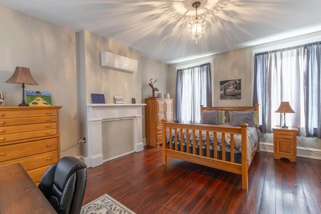 1001 RANDOLPH ST, Glasgow, MO 65254