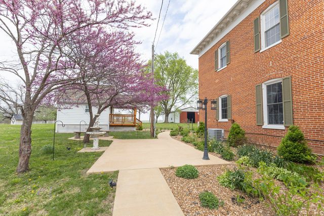 1001 RANDOLPH ST, Glasgow, MO 65254