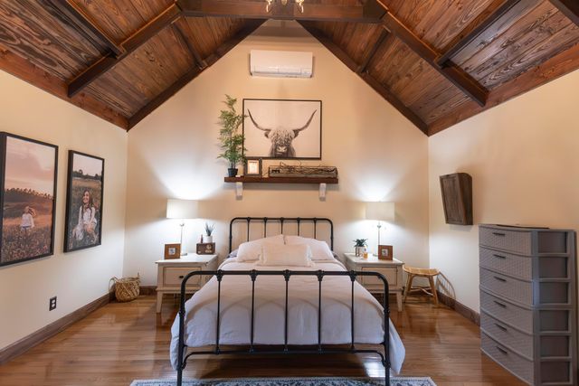 1001 RANDOLPH ST, Glasgow, MO 65254