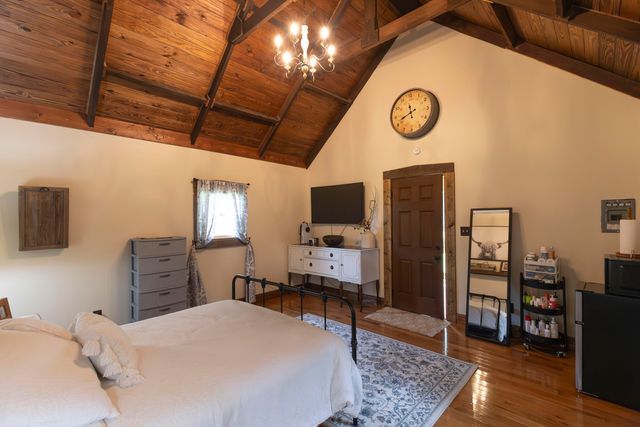 1001 RANDOLPH ST, Glasgow, MO 65254