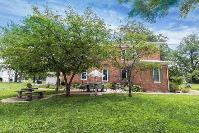 1001 RANDOLPH ST, Glasgow, MO 65254