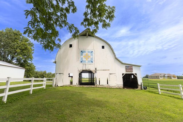 1001 RANDOLPH ST, Glasgow, MO 65254