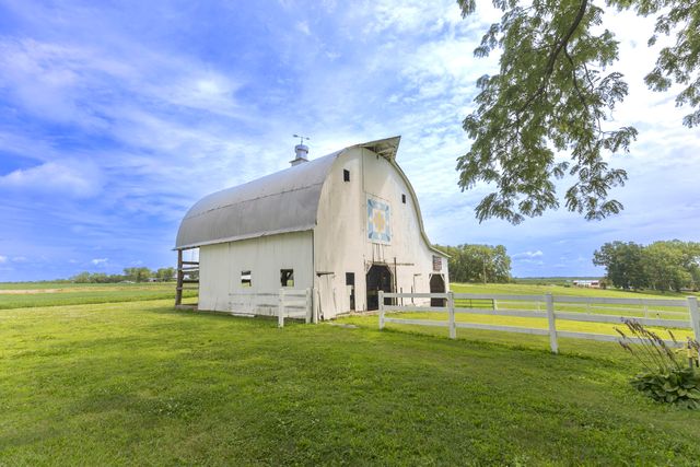 1001 RANDOLPH ST, Glasgow, MO 65254