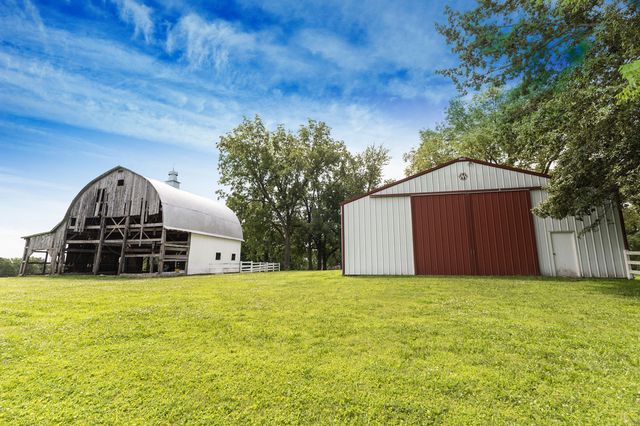 1001 RANDOLPH ST, Glasgow, MO 65254