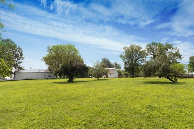 1001 RANDOLPH ST, Glasgow, MO 65254