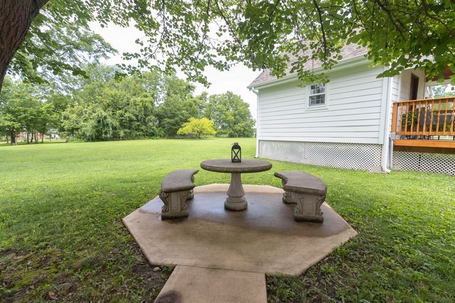 1001 RANDOLPH ST, Glasgow, MO 65254