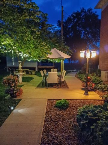 1001 RANDOLPH ST, Glasgow, MO 65254