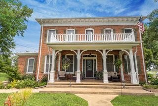 1001 RANDOLPH ST, Glasgow, MO 65254