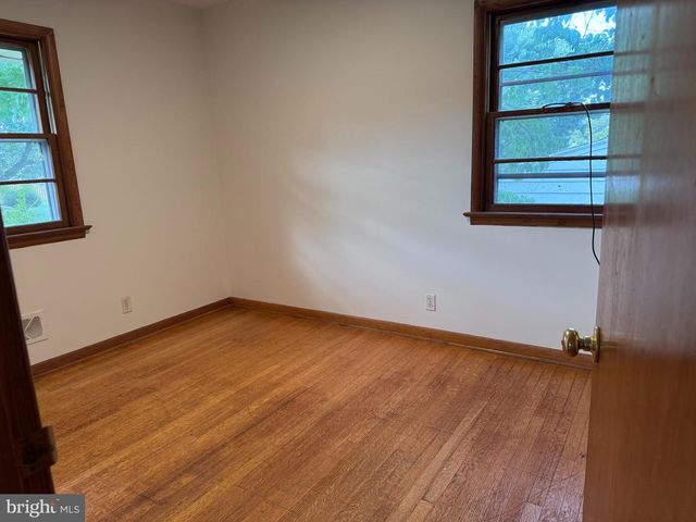 356 JEFFERSON ST, Orange, VA 22960