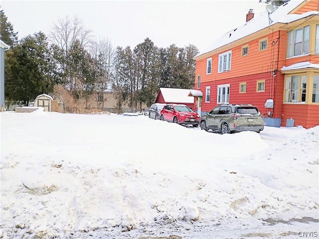 218 Kenwood Avenue, Syracuse, NY 13208