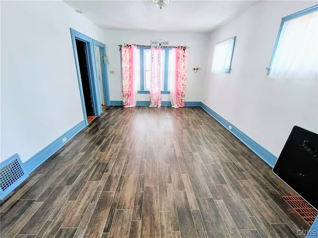 218 Kenwood Avenue, Syracuse, NY 13208