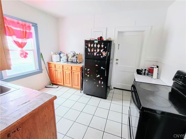 218 Kenwood Avenue, Syracuse, NY 13208