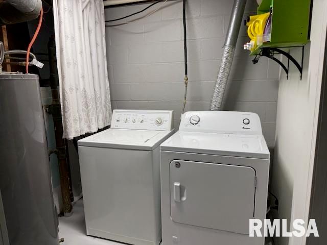 404 N MAPLE Street, Christopher, IL 62822