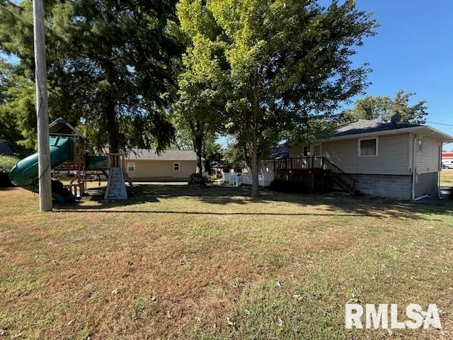 404 N MAPLE Street, Christopher, IL 62822