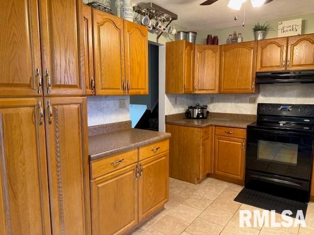 404 N MAPLE Street, Christopher, IL 62822