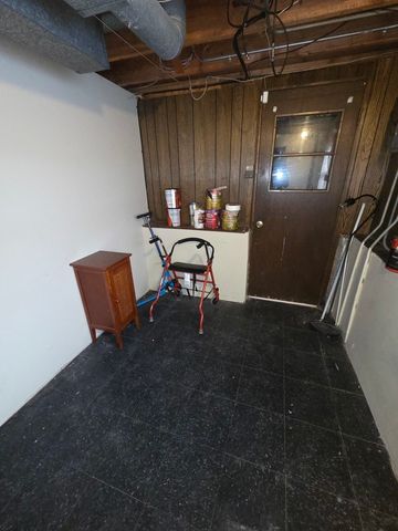 16440 Michigan Avenue, South Holland, IL 60473