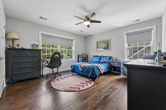 12 Monmouth Ct, Livingston Twp., NJ 07039