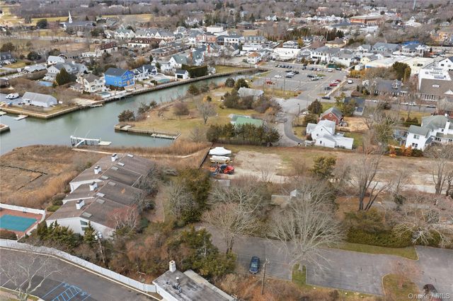 23 Library Avenue 1, Westhampton Beach, NY 11978
