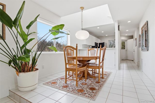 23 Library Avenue 1, Westhampton Beach, NY 11978