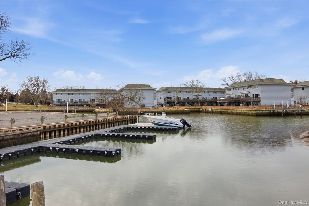 23 Library Avenue 1, Westhampton Beach, NY 11978