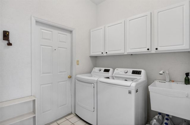 365 VIA BIANCA DRIVE, Davenport, FL 33896