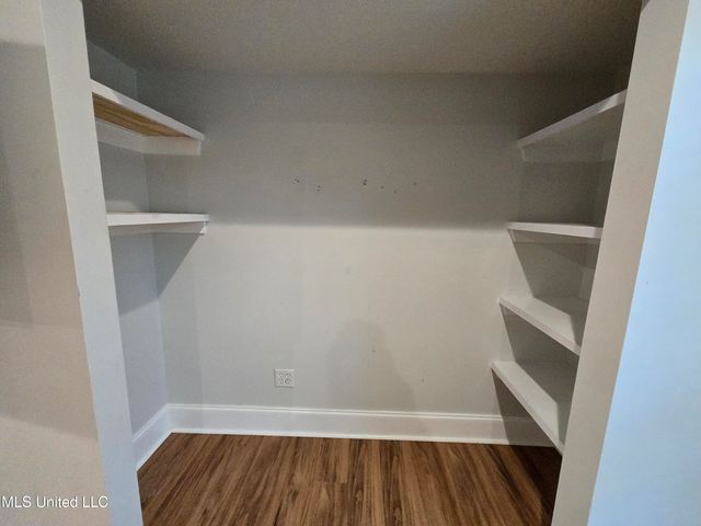 408 N Caribe Place, Gulfport, MS 39507