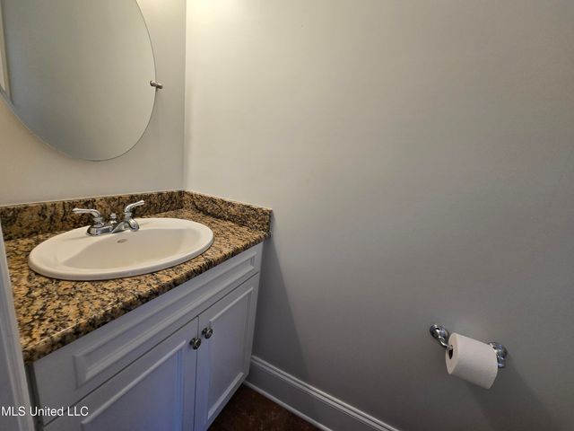 408 N Caribe Place, Gulfport, MS 39507