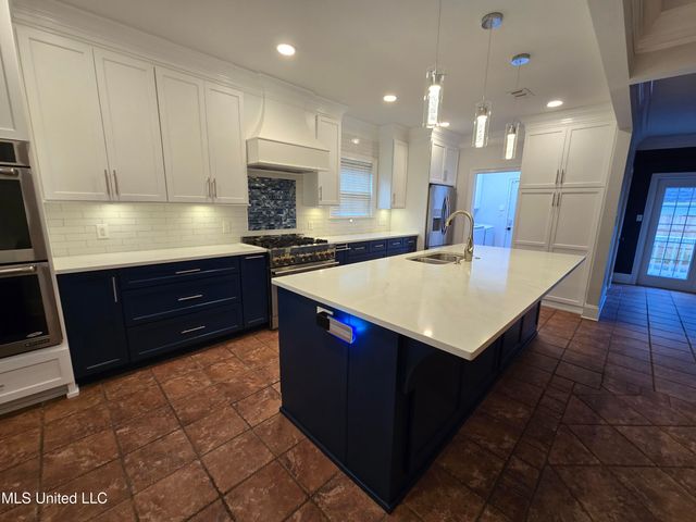 408 N Caribe Place, Gulfport, MS 39507