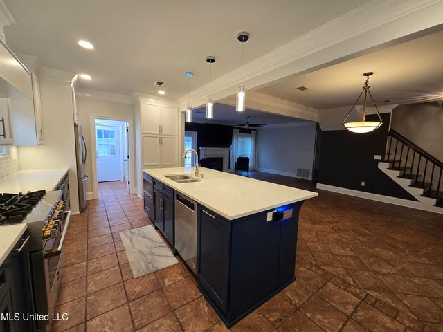 408 N Caribe Place, Gulfport, MS 39507