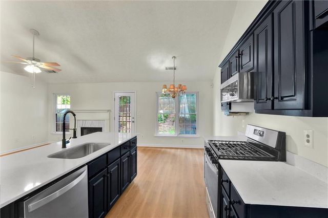 2435 Hillvale Circle, Lithonia, GA 30058
