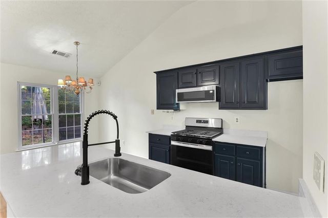 2435 Hillvale Circle, Lithonia, GA 30058