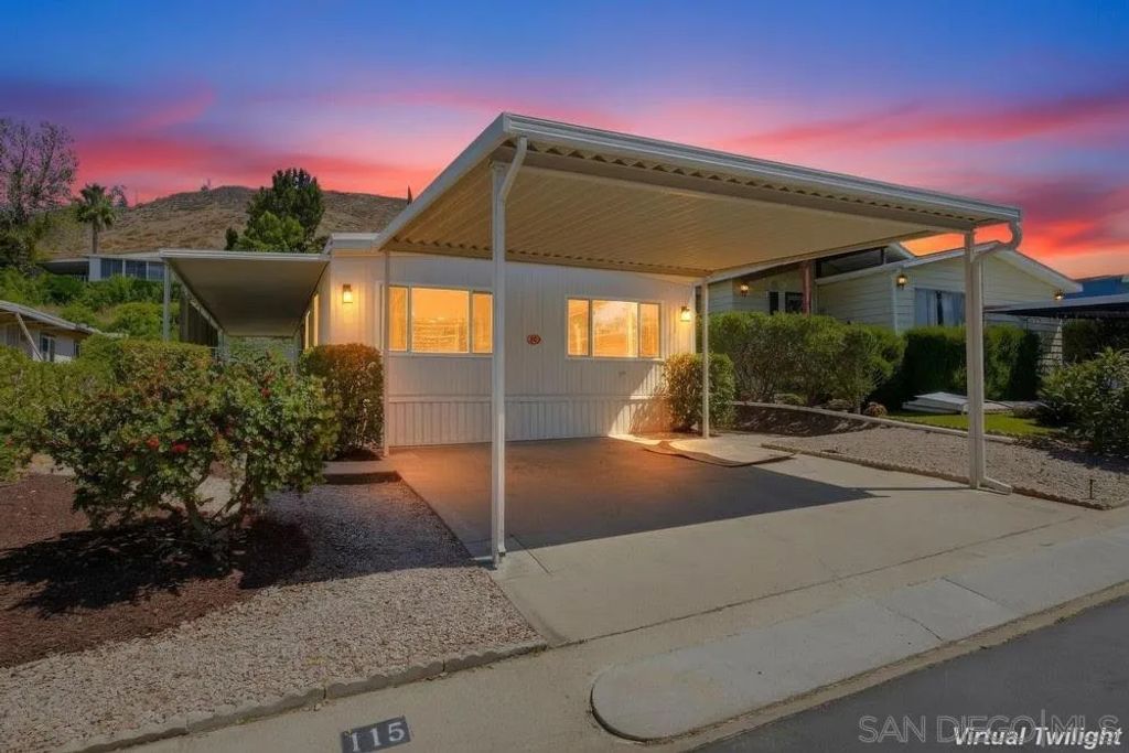 1120 Pepper Dr. 115, El Cajon, CA 92021