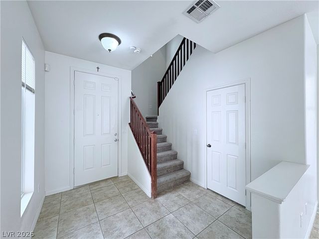 8141 Golden Flowers Street, Las Vegas, NV 89139