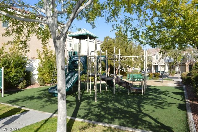 8141 Golden Flowers Street, Las Vegas, NV 89139