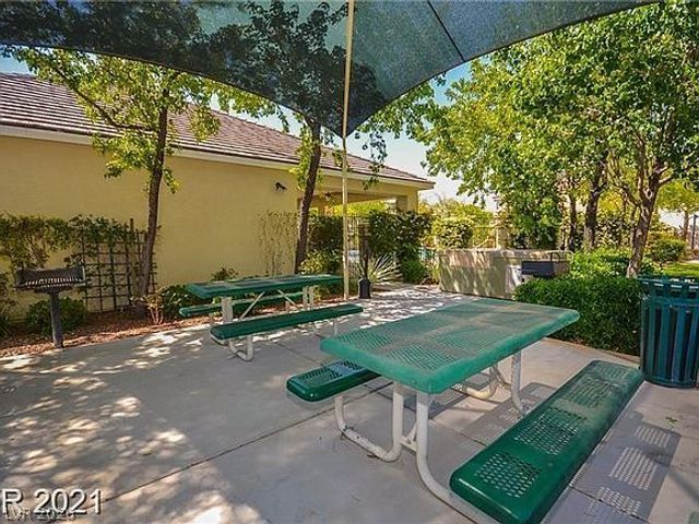 8141 Golden Flowers Street, Las Vegas, NV 89139
