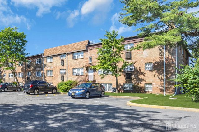 393 College Drive, Edison, NJ 08817