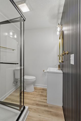1601 E 21st Street, Des Moines, IA 50317