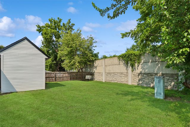 1601 E 21st Street, Des Moines, IA 50317
