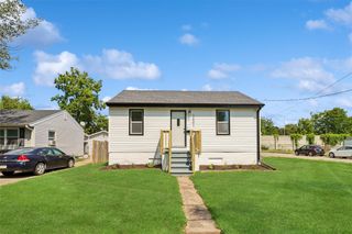 1601 E 21st Street, Des Moines, IA 50317