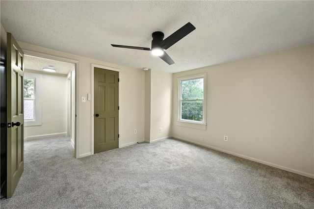 2403 E 69th Terrace, Kansas City, MO 64132