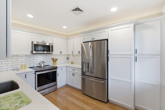 13 S Chestnut Avenue 70, Whiting, NJ 08759