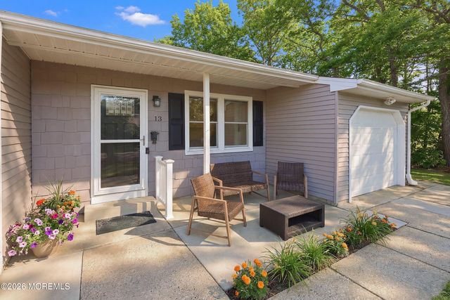 13 S Chestnut Avenue 70, Whiting, NJ 08759