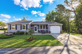 13 S Chestnut Avenue 70, Whiting, NJ 08759