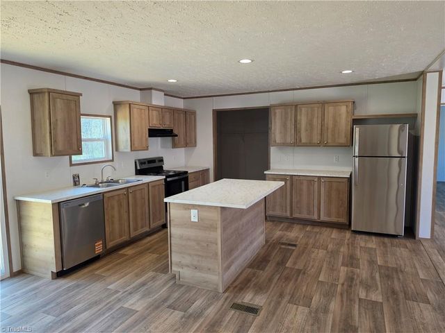 162 Briar Creek Estates, Thomasville, NC 27360