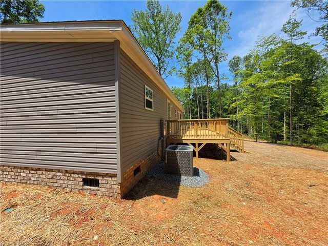 162 Briar Creek Estates, Thomasville, NC 27360