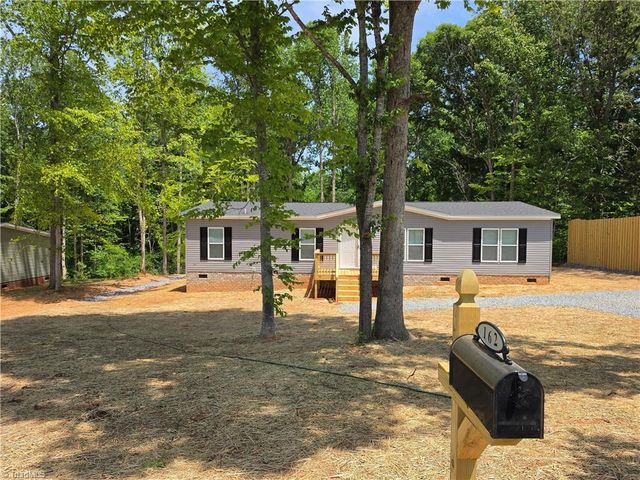 162 Briar Creek Estates, Thomasville, NC 27360