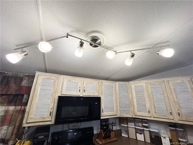 1393 Idlebrook Drive, Lake Charles, LA 70611